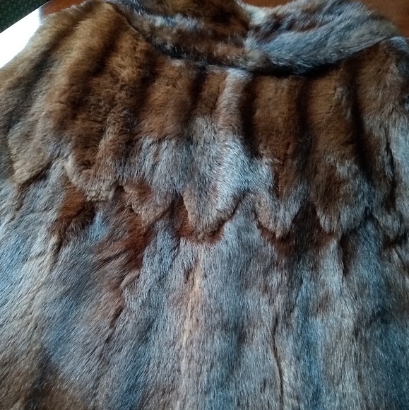 Vintage fur capelet - Picture 7 of 16